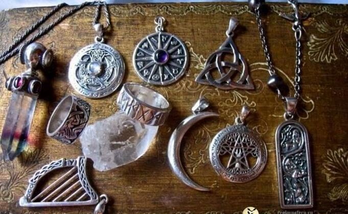 Types of amulets for health and happiness