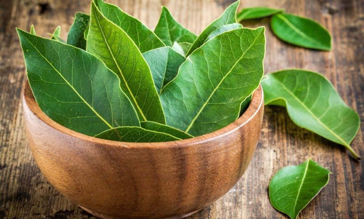 Mint and bay leaf to attract money
