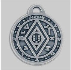 The amulet of the Pentagram of Solomon protects against financial risks and inappropriate expenses